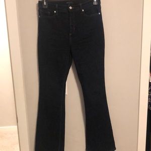 Banana Republic high rise boot cut dark blue jeans💙